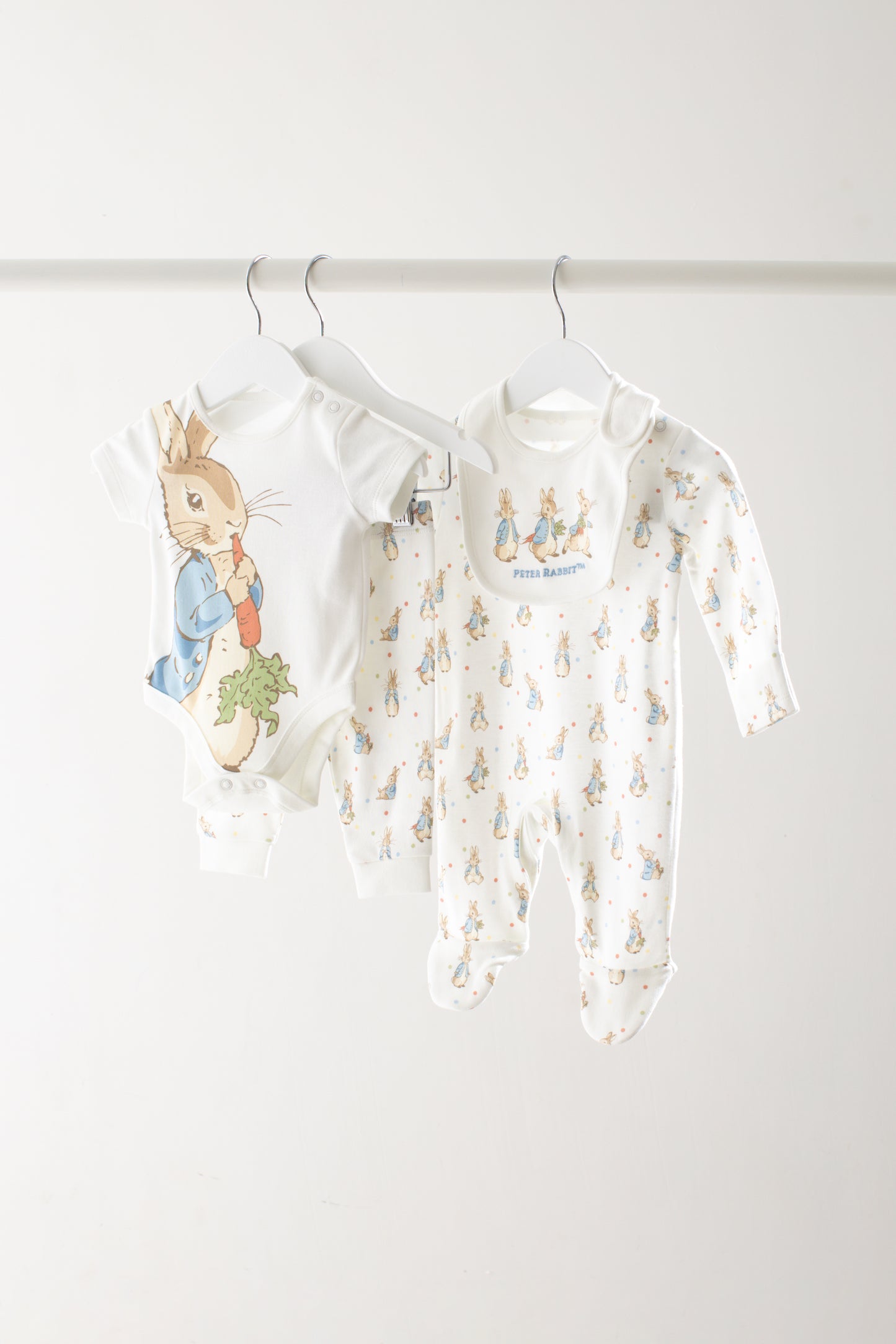 Peter Rabbit Baby 4 Piece Set